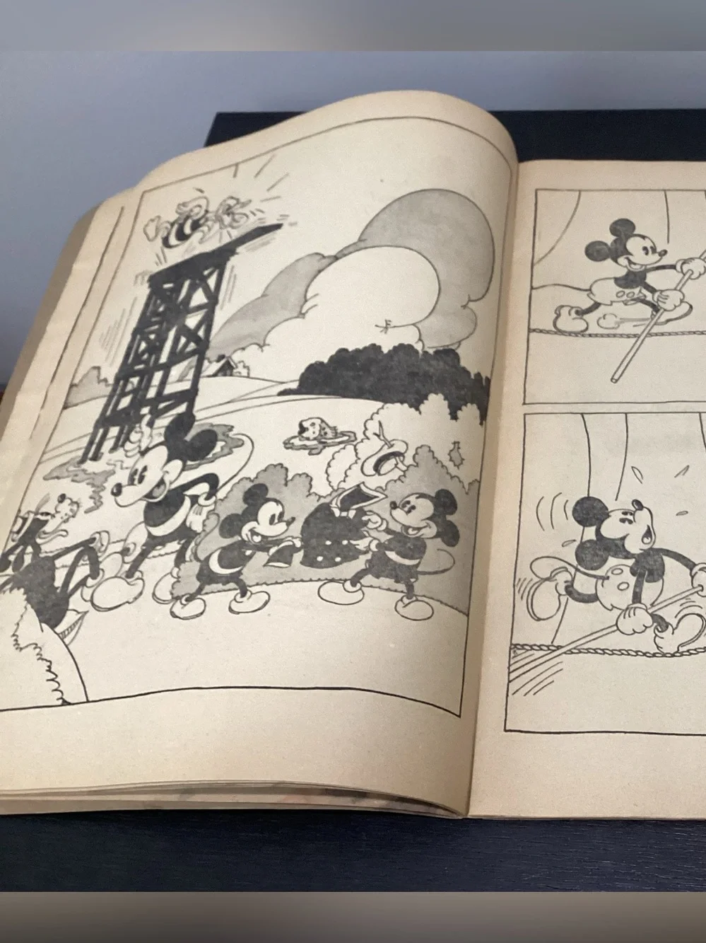 Vtg. A Walt Disney PAINTBOOK original cost 79 cents. Minimal watercolor paint
